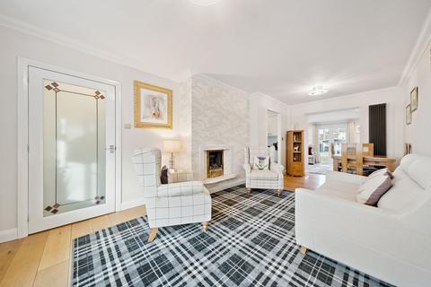 2 bedroom end of terrace house for sale, Cartside Road, Busby, G76