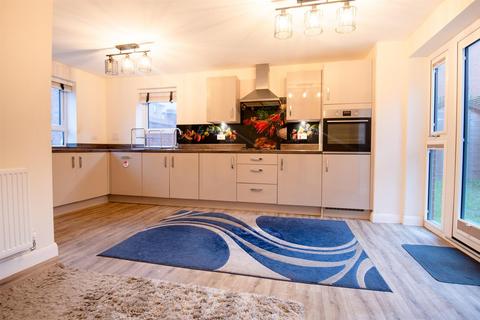 4 bedroom detached house for sale, Balharvie Road, Wellingborough