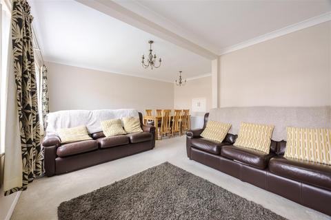 undefined, York Avenue, Bottesford