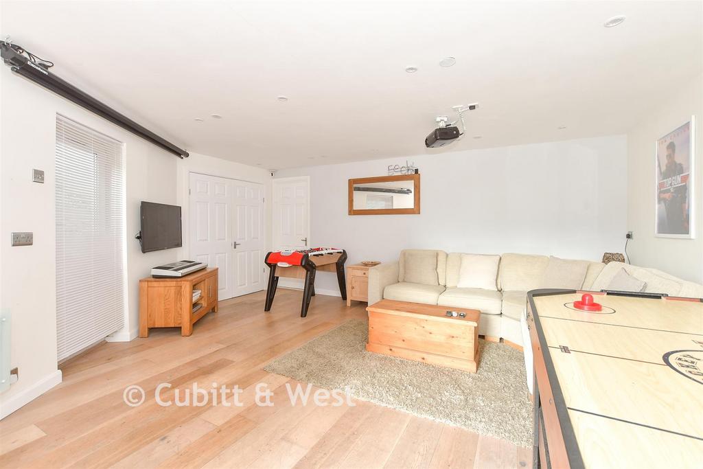 Study/ Play Room