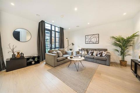 undefined, Valentine Row, London SE1