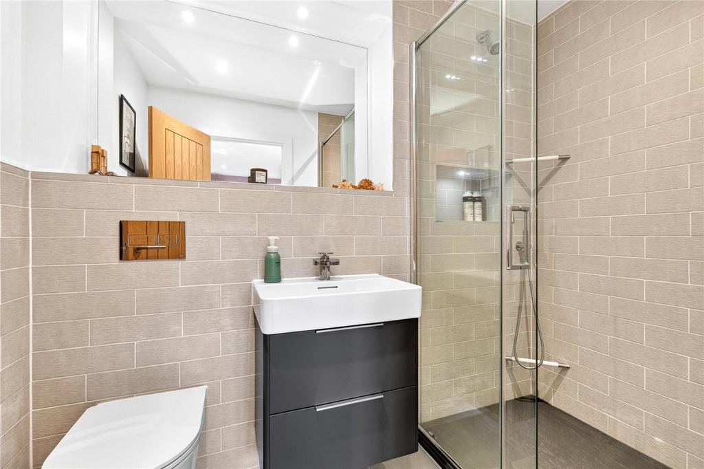 Ensuite