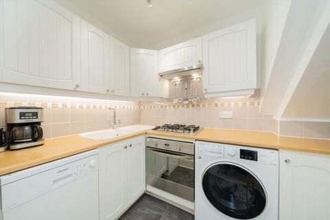1 bedroom flat to rent, Gledstanes Road, London W14