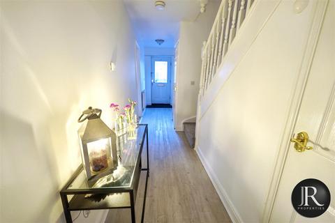 4 bedroom semi-detached house for sale, The Lindens, Rugeley WS15