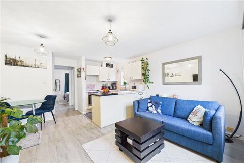 1 bedroom maisonette for sale, Manor Fields, Horsham, West Sussex, RH13