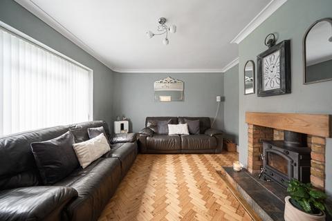 undefined, New House Lane, Gravesend DA11