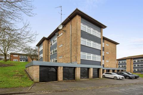 undefined, Pettifer Way, High Wycombe HP12