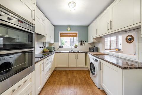 undefined, Don Close, Oakham, LE15 6JS