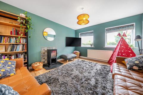 undefined, Don Close, Oakham, LE15 6JS