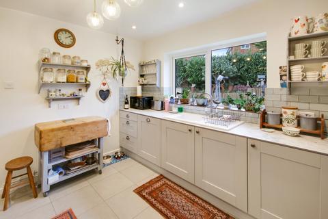 undefined, Lodge Close, East Grinstead, RH19