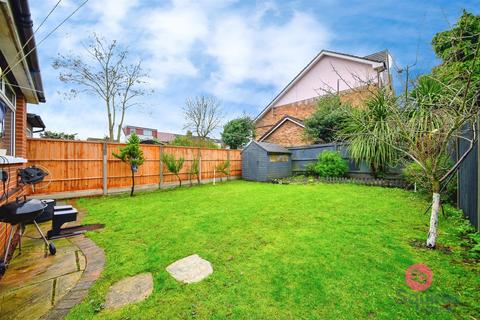 2 bedroom flat to rent, Audley Road, Hendon, London