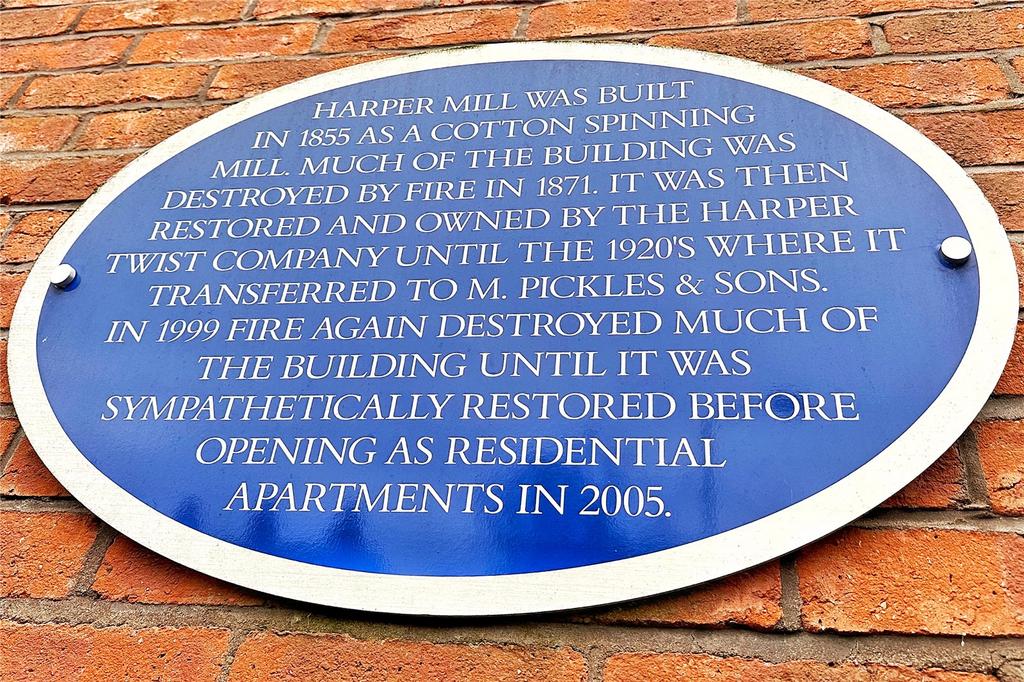 Building Blue Plaque