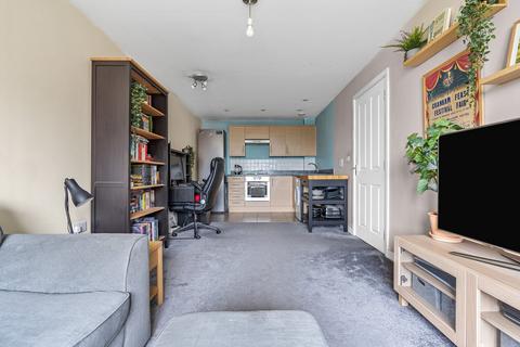 1 bedroom apartment for sale, Dudley Place, Stanwell, Staines-upon-Thames, TW19