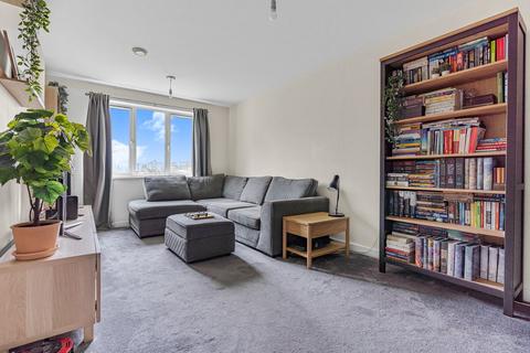 1 bedroom apartment for sale, Dudley Place, Stanwell, Staines-upon-Thames, TW19