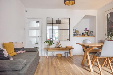 undefined, Bynes Road, South Croydon