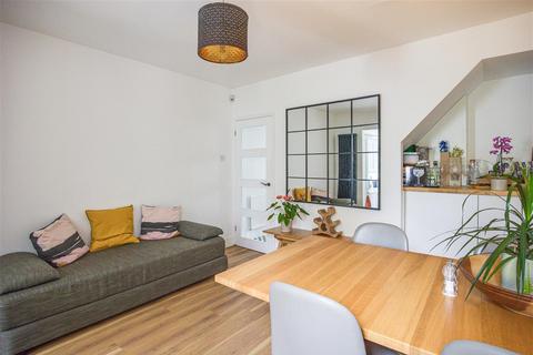 undefined, Bynes Road, South Croydon