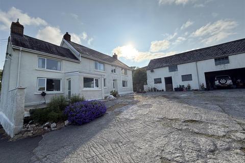 5 bedroom property with land for sale, Bancyffordd, Llandysul