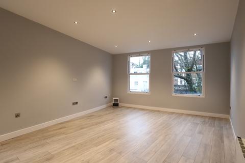 undefined, The Broadway, Haywards Heath RH16
