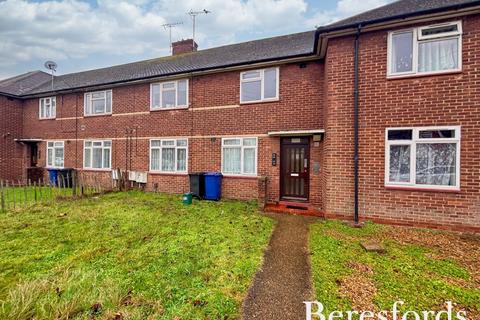 Fulbrook Lane, South Ockendon, RM15