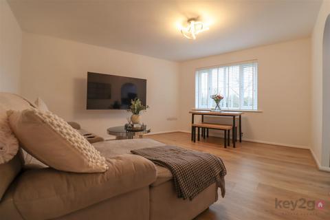 undefined, Kyle Close, Renishaw, Sheffield, S21