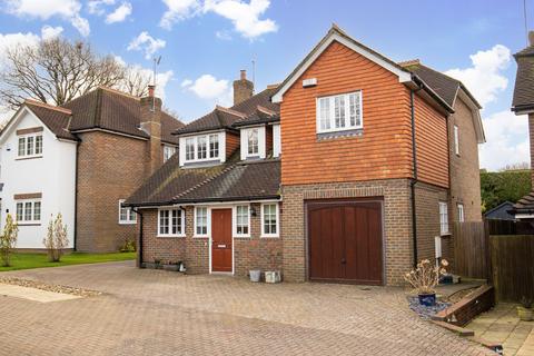 5 bedroom detached house for sale, Great Field Place, East Grinstead RH19