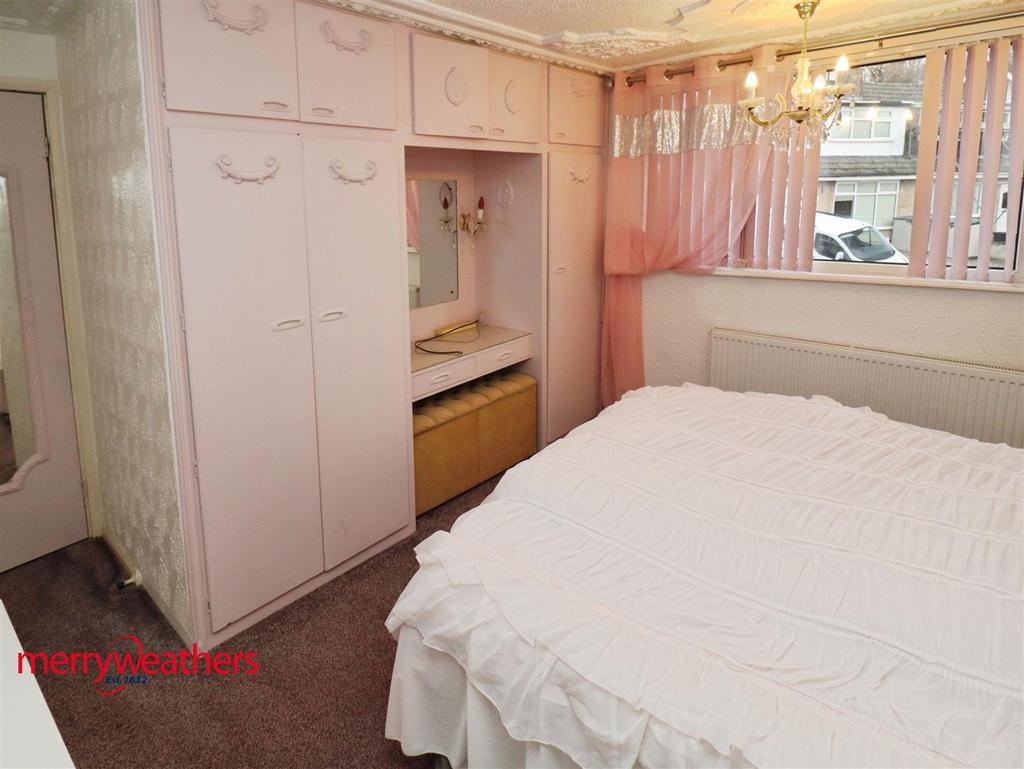 Front bedroom