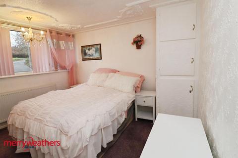 undefined, Vicarage Close, Dalton Parva, Rotherham