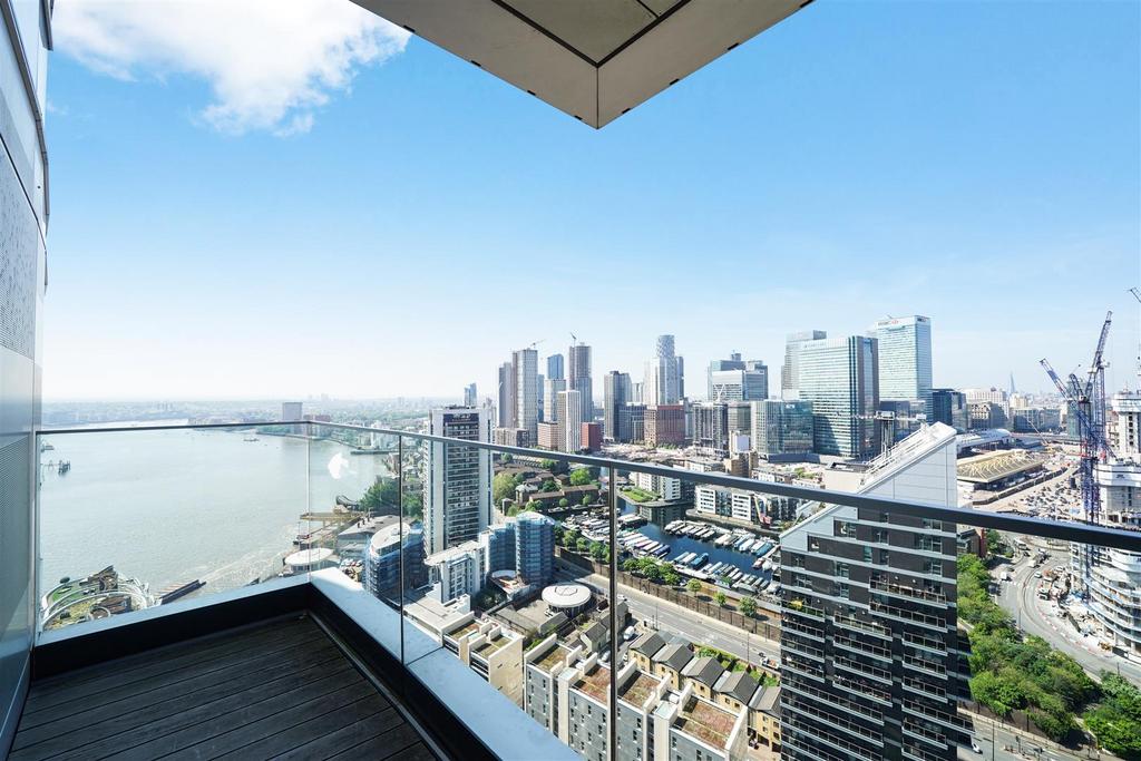 Apartment 2806, Charrington Tower - o9m6 DFmo1 A4l RB
