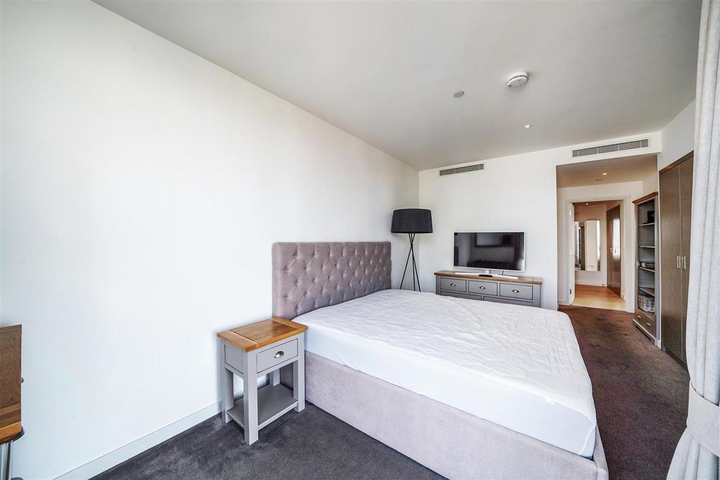 Apartment 2806, Charrington Tower - Jfka WZvu K4 MG73