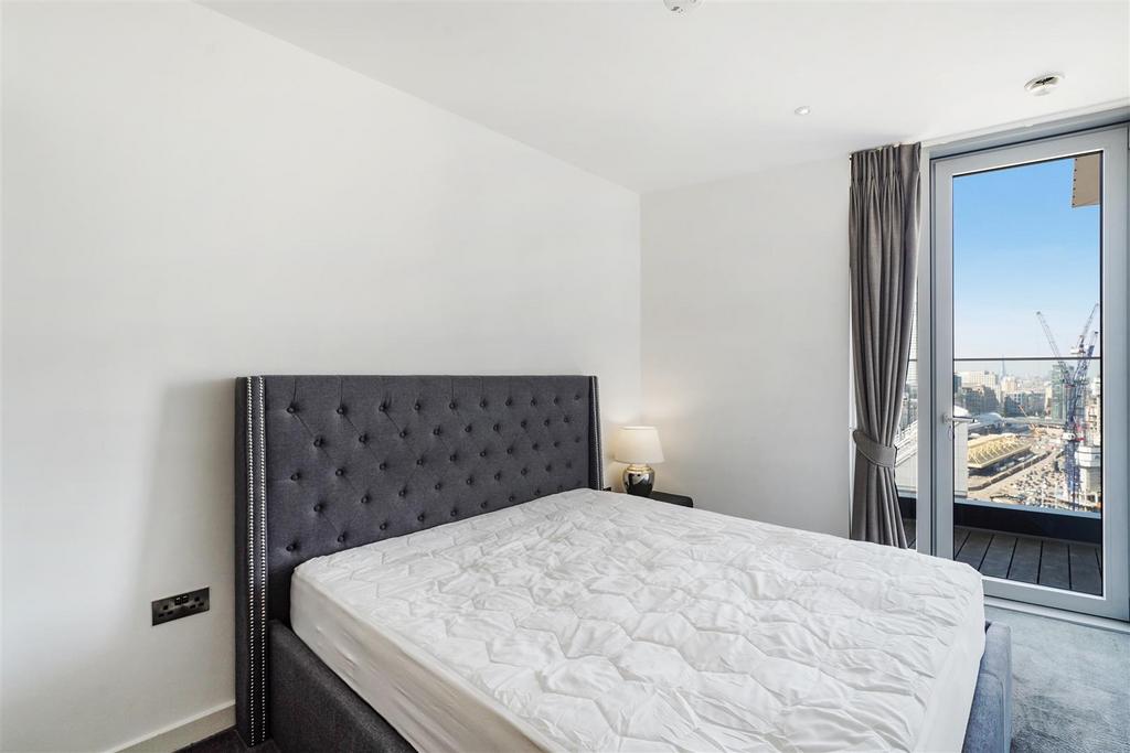 Apartment 2806, Charrington Tower - h0 Is50 U23m Rqw1