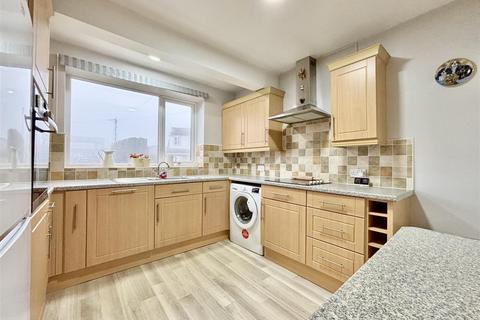 undefined, Coniston Avenue, Bradford BD13