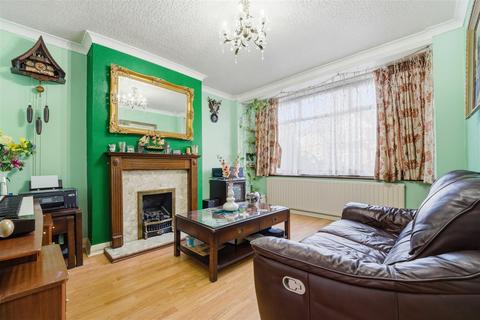 3 bedroom semi-detached house for sale, Beechmount Avenue, London