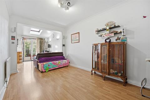 3 bedroom semi-detached house for sale, Beechmount Avenue, London