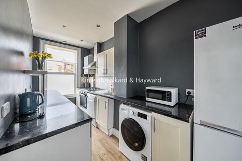 1 bedroom flat to rent, Gresham Road, Brixton, London, SW9