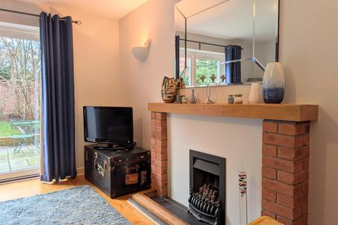 4 bedroom house for sale, 14 Castle Gardens, Apley, Telford, TF1 6AE