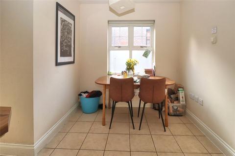 2 bedroom flat for sale, Milford House, Woking GU22
