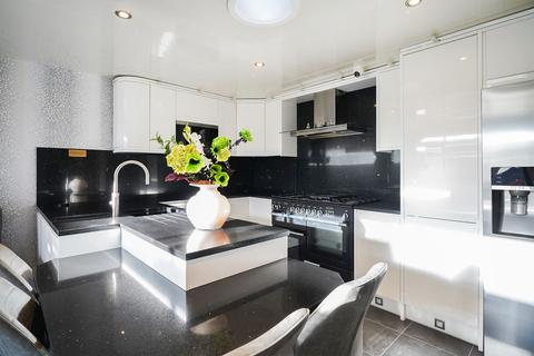 3 bedroom detached bungalow for sale, High Lane, Sheffield S12