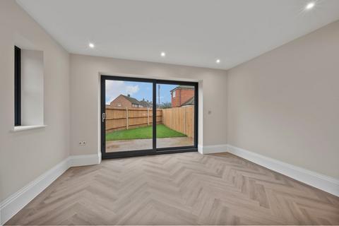 undefined, Mole Road, Hersham Village, KT12