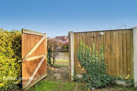 4 bedroom detached house for sale, Waterside View, Northwich