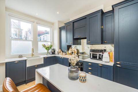 2 bedroom house for sale, Thurso Street, London SW17
