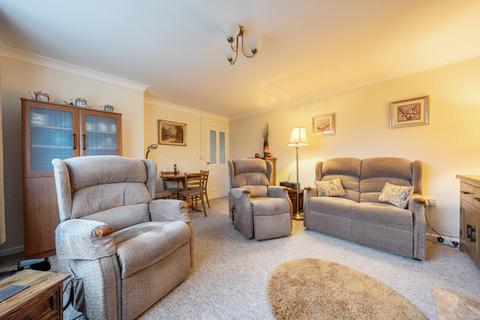 2 bedroom flat for sale, Caegwyn, Llanidloes, Powys, SY18