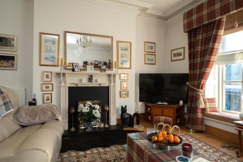 undefined, 3a The Quadrant, Buxton