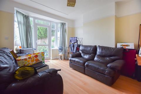 undefined, Southdown Crescent, Harrow
