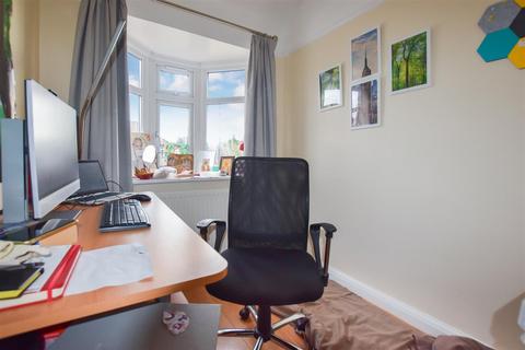 undefined, Southdown Crescent, Harrow