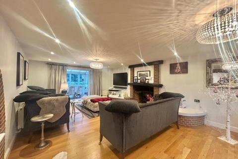 undefined, Waingels Road,  Lands End Twyford,  RG10