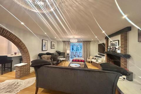 undefined, Waingels Road,  Lands End Twyford,  RG10