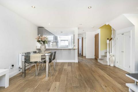 3 bedroom house to rent, Telegraph Place, London E14