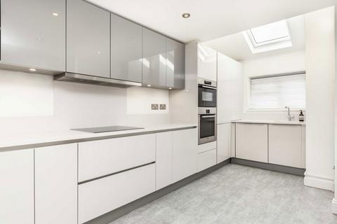 3 bedroom house to rent, Telegraph Place, London E14