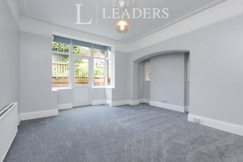 undefined, London Road, 148 London Road, TN13
