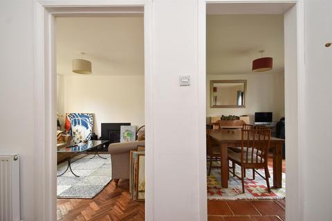 3 bedroom detached house for sale, Downs Road, Hastings